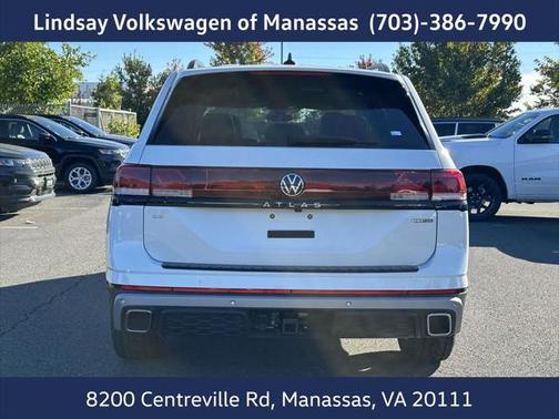 2025 Volkswagen Atlas 2.0T Peak Edition