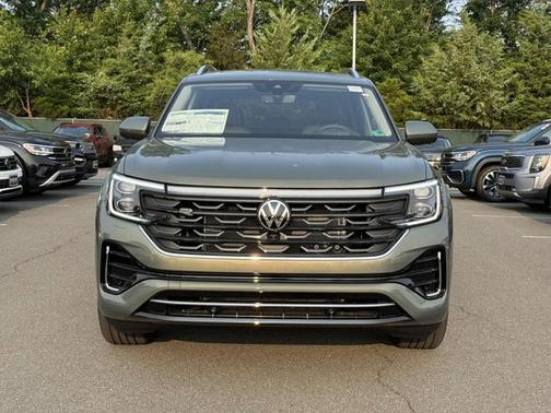 2025 Volkswagen Atlas 2.0T SEL Premium R-Line 4MOTION