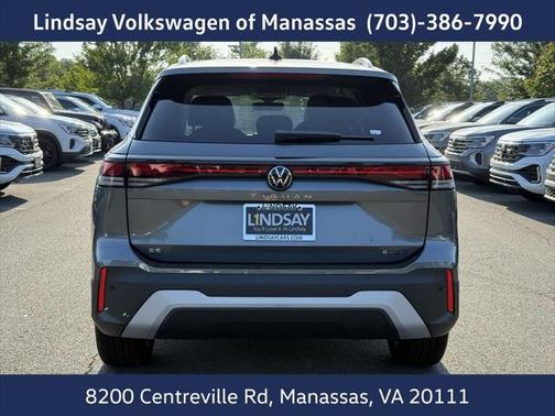 2025 Volkswagen Tiguan 2.0T SE 4MOTION