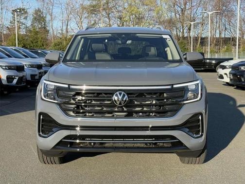 2025 Volkswagen Atlas 2.0T SEL Premium R-Line 4MOTION