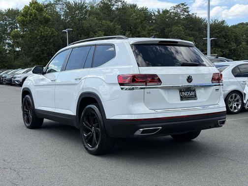 2022 Volkswagen Atlas 2.0T SE w/Technology 4MOTION