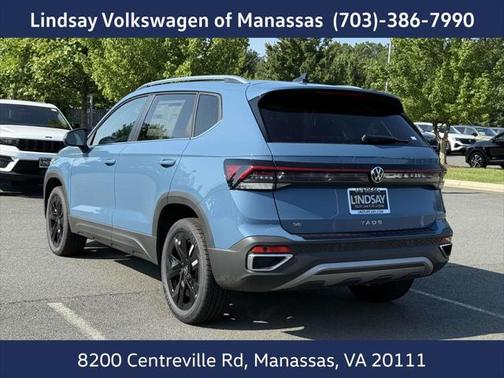 2025 Volkswagen Taos 1.5T SE