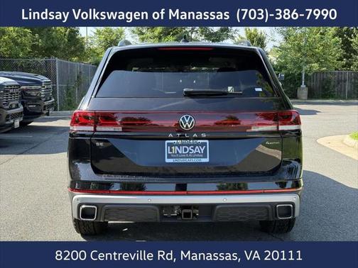 2025 Volkswagen Atlas 2.0T Peak Edition