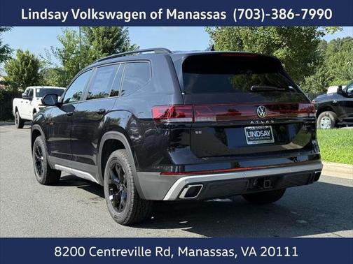 2025 Volkswagen Atlas 2.0T Peak Edition