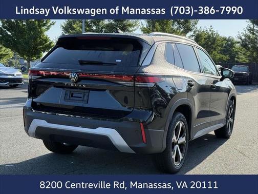 2025 Volkswagen Tiguan 2.0T SE