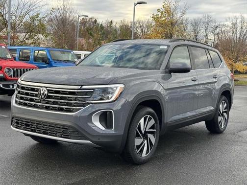 2025 Volkswagen Atlas 2.0T SE w/Technology 4MOTION