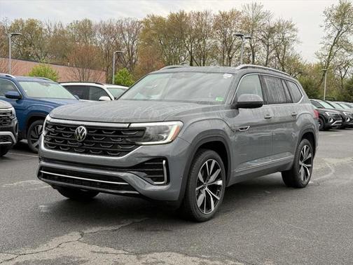 2025 Volkswagen Atlas 2.0T SEL Premium R-Line 4MOTION