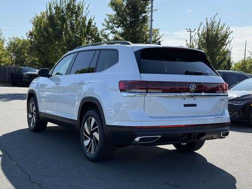 2026 Volkswagen Atlas 2.0T SE w/Technology 4MOTION