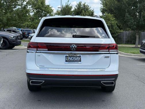 2024 Volkswagen Atlas 2.0T SE