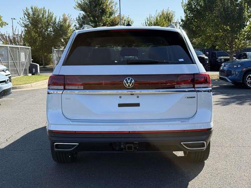 2026 Volkswagen Atlas 2.0T SE w/Technology 4MOTION