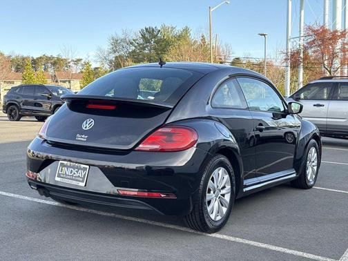 2018 Volkswagen Beetle 2.0T S