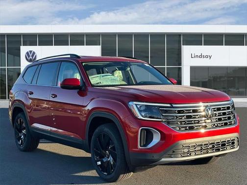 2025 Volkswagen Atlas 2.0T SE w/Technology 4MOTION