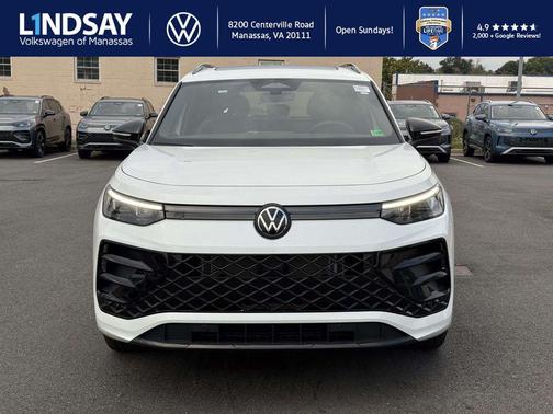 2025 Volkswagen Tiguan 2.0T SE R-Line Black