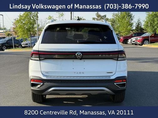 2025 Volkswagen Taos 1.5T SE