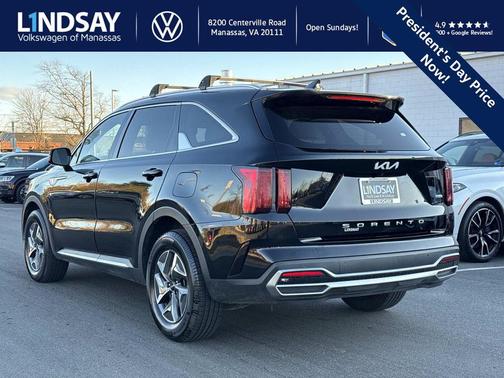 2022 Kia Sorento Hybrid EX