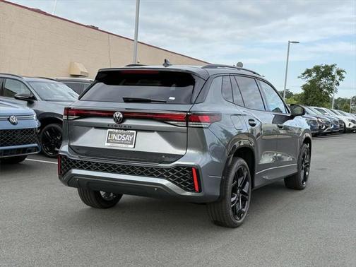 2025 Volkswagen Tiguan 2.0T SE R-Line Black 4MOTION