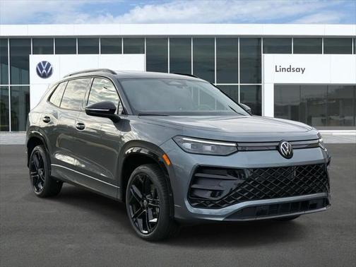 2025 Volkswagen Tiguan 2.0T SE R-Line Black 4MOTION