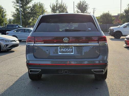 2025 Volkswagen Atlas 2.0T SE w/Technology 4MOTION