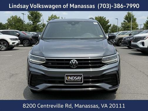 2022 Volkswagen Tiguan 2.0T SE R-Line Black