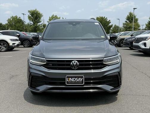 2022 Volkswagen Tiguan 2.0T SE R-Line Black