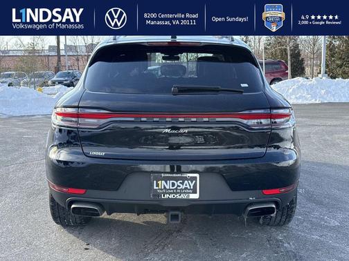 2020 Porsche Macan Base