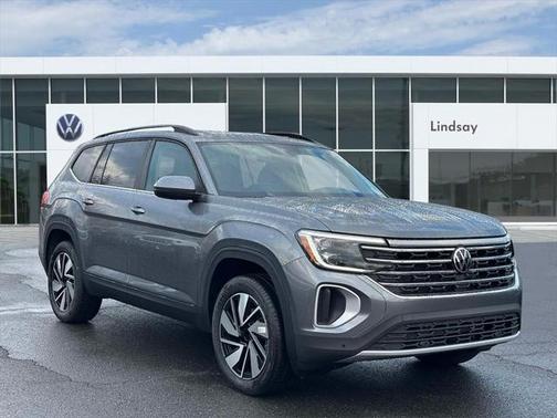 2025 Volkswagen Atlas 2.0T SE w/Technology 4MOTION