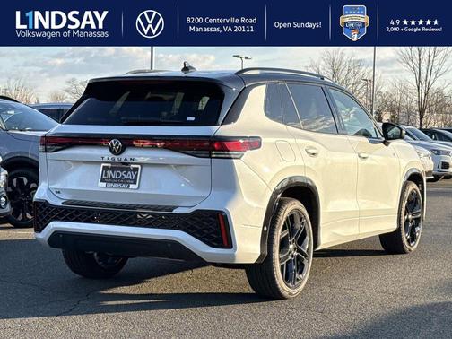 2026 Volkswagen Tiguan 2.0T SE R-Line Black