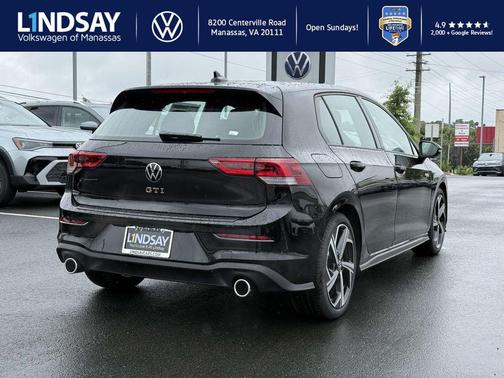 2025 Volkswagen Golf GTI 2.0T SE DSG