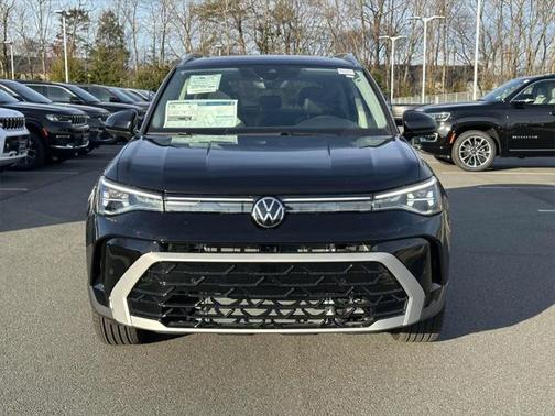 2025 Volkswagen Taos 1.5T SEL
