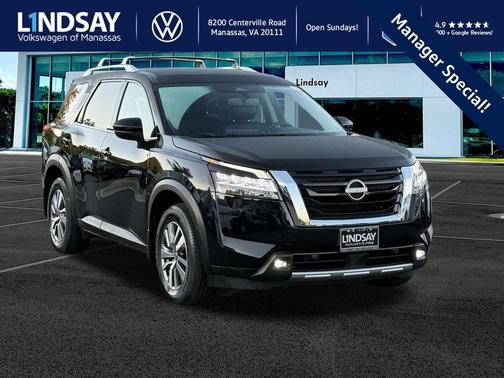 2022 Nissan Pathfinder SL 4WD