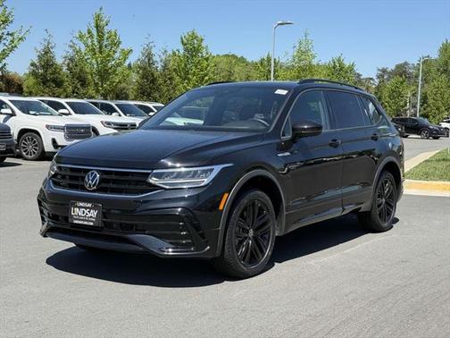 2022 Volkswagen Tiguan 2.0T SE R-Line Black 4MOTION