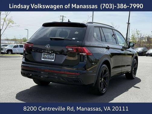 2024 Volkswagen Tiguan 2.0T SE R-Line Black