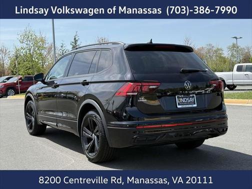 2024 Volkswagen Tiguan 2.0T SE R-Line Black
