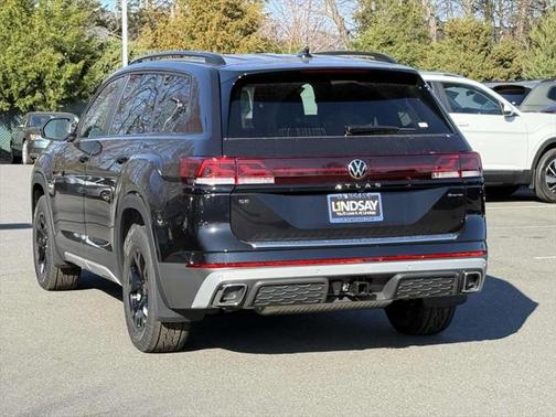 2025 Volkswagen Atlas 2.0T Peak Edition
