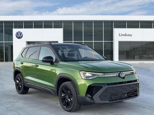 2025 Volkswagen Taos 1.5T SE Black