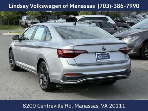 2024 Volkswagen Jetta 1.5T SE