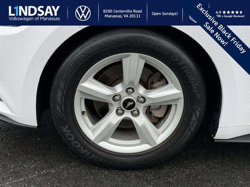 2017 Ford Mustang V6