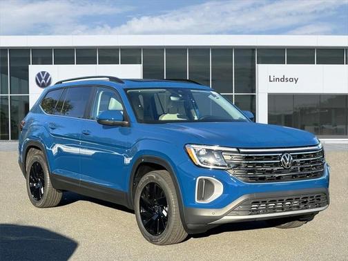 2025 Volkswagen Atlas 2.0T SE w/Technology 4MOTION