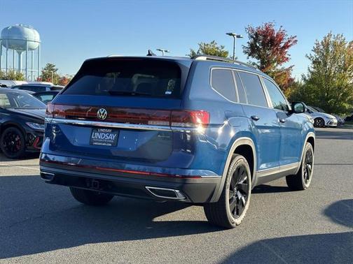 2025 Volkswagen Atlas 2.0T SE w/Technology 4MOTION