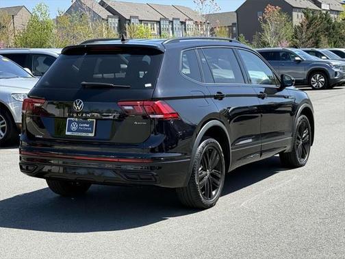 2022 Volkswagen Tiguan 2.0T SE R-Line Black 4MOTION