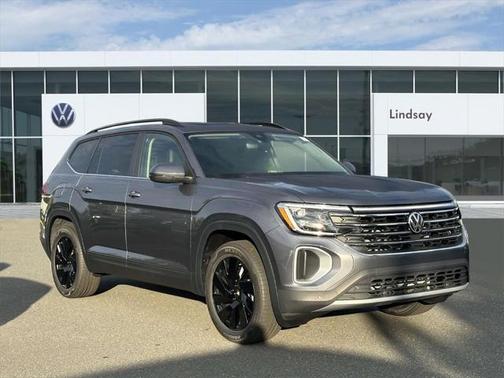 2025 Volkswagen Atlas 2.0T SE w/Technology 4MOTION