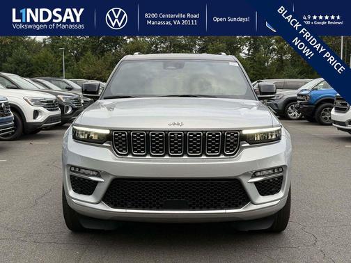 2022 Jeep Grand Cherokee Summit
