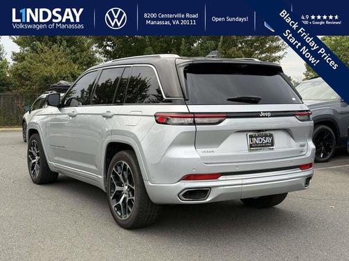 2022 Jeep Grand Cherokee Summit