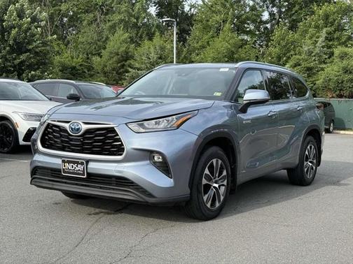 2020 Toyota Highlander Hybrid XLE