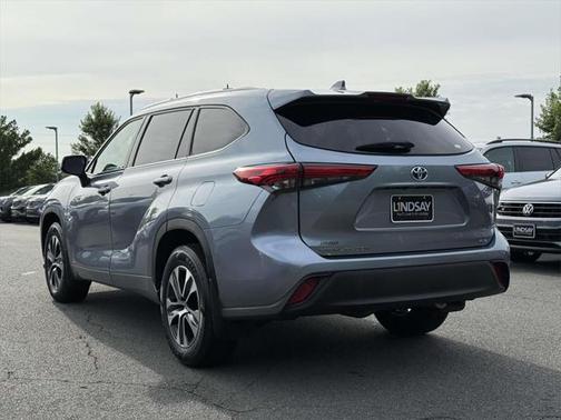 2020 Toyota Highlander Hybrid XLE
