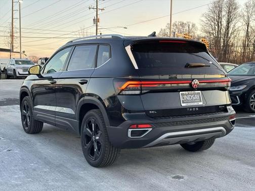 2025 Volkswagen Taos 1.5T SEL