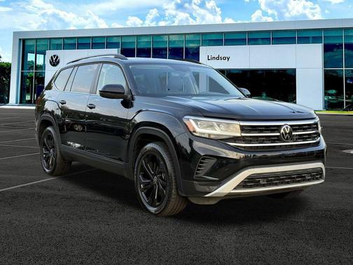 2023 Volkswagen Atlas 3.6L SE w/Technology