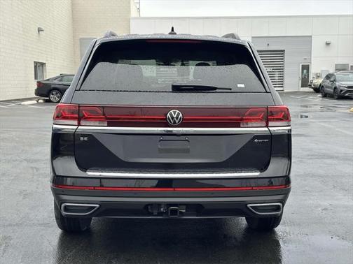 2025 Volkswagen Atlas 2.0T SE w/Technology 4MOTION
