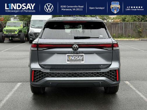 2025 Volkswagen Tiguan 2.0T SE R-Line Black 4MOTION