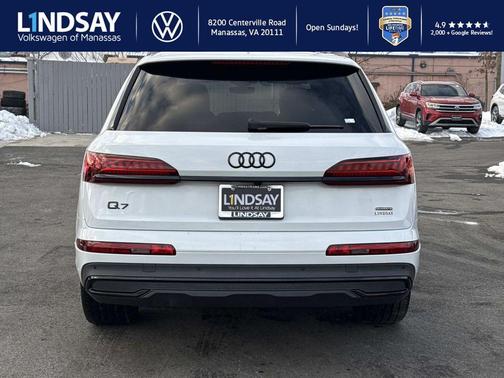 2022 Audi Q7 55 Premium Plus